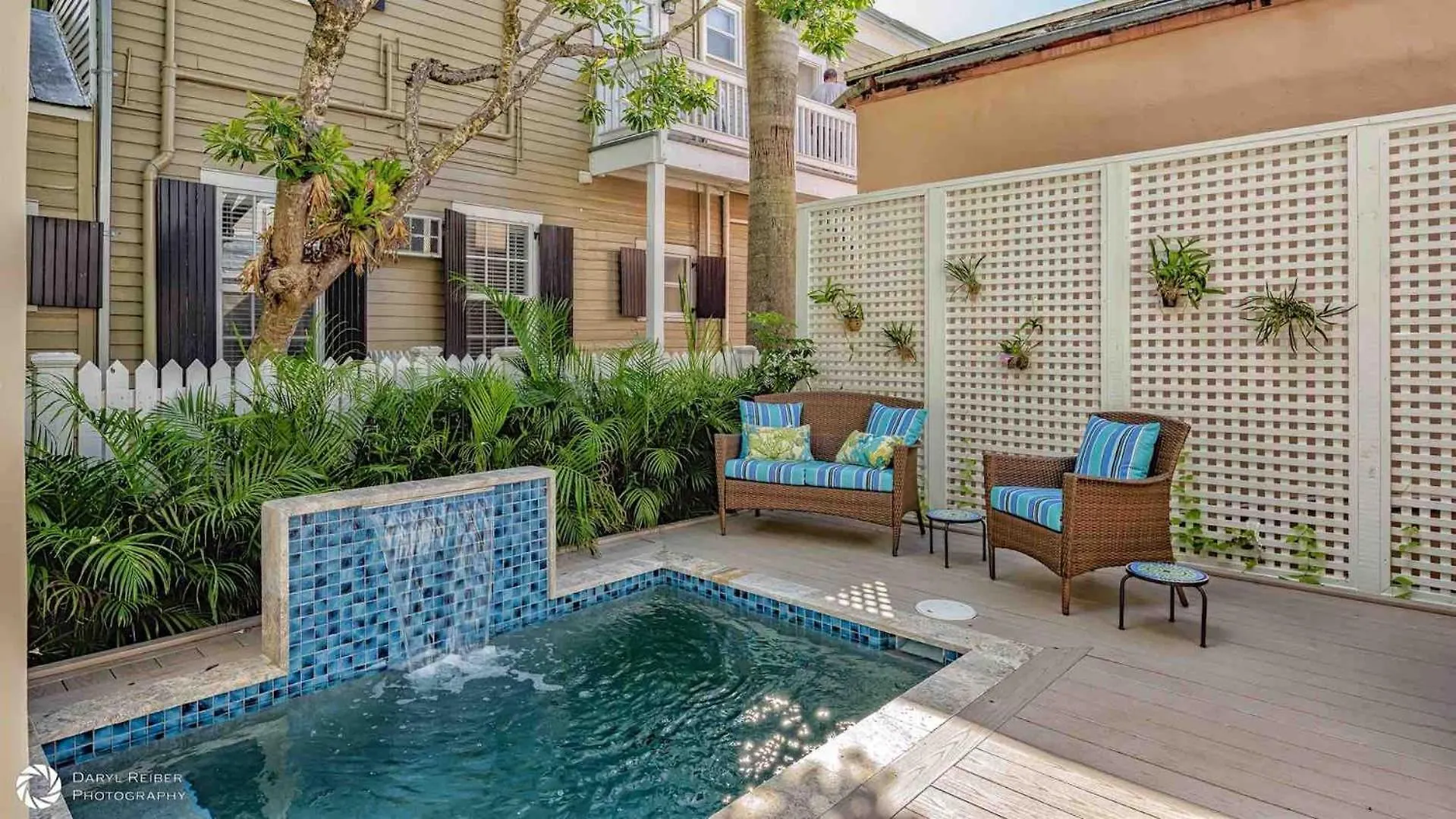 The Lime And The Coconut By Last Key Realty Key West 0*,